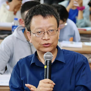 廖嵘 廖嵘