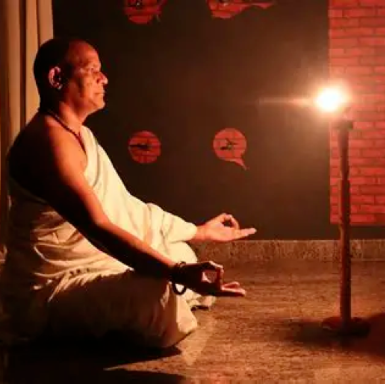 Jyoti Tratak: Candle Gazing Meditation