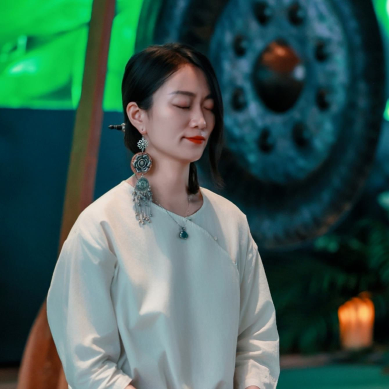 High-Frequency Cosmic Consciousness Journey through Light and Sound