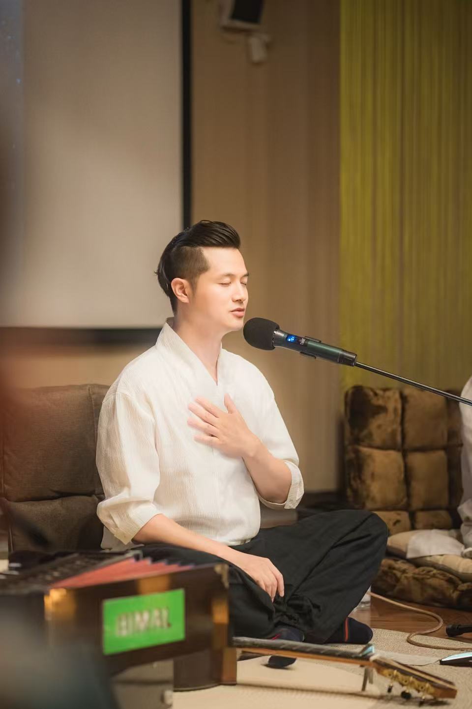 Eastern Five Movements Chanting